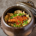 料理メニュー写真&nbsp;鮭といくらの土鍋ご飯