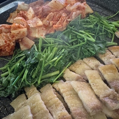 サムギョプサル 韓国料理　小さな韓国  あぷろ博多店の写真2