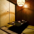 和とモダンをテーマにした落ち着いた雰囲気の全席扉付の完全個室♪2名様～団体様まで完全個室席を完備♪栄駅近辺での接待や宴会などに最適のプライベート個室空間♪