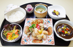 ランチタイム期間限定