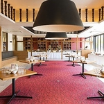 立食宴会可能です。30名様～120名様ご利用可能。