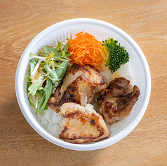 ガーリックチキンのライスボウル