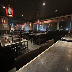 2階テーブル席■落ち着いたテーブル席が自慢です♪大阪/京橋/餃子/中華/飲み放題/ビール/ディナー/貸切