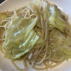 ツナ、アンチョビ、キャベツ