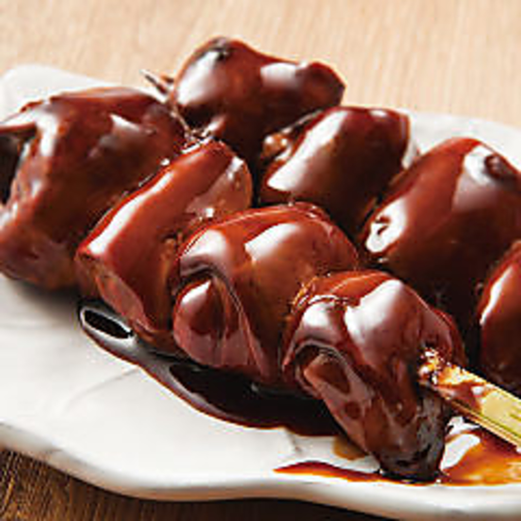 リピート率90％を誇る【名物王様レバー】とろけるような口当たり、濃厚でコクのある味わいは正に絶品