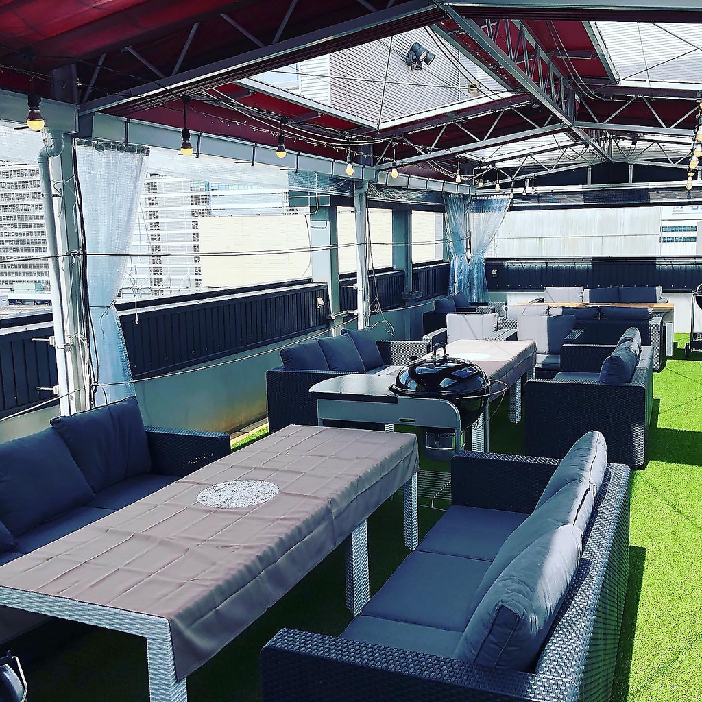 全22席の店内は開放感満載☆キレイな店内なの！で女性にもオススメです♪