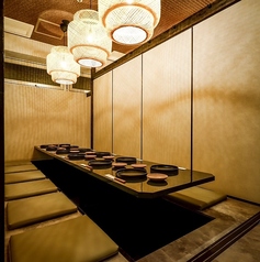 お席のご要望やご宴会に関するリクエストなど、お気軽にご相談ください◎ダウンライトが室内をやさしく照らし落ち着きのある空間を演出致します◎大切な方と過ごす誕生日・記念日にはサプライズも一同喜んでお手伝い致します◎