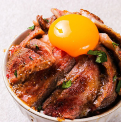 大人気のつくば牛！名物サーロインステーキ丼♪