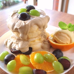 紅茶クリームパンケーキ”桃”