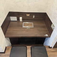 掘りごたつ席。カップルシート