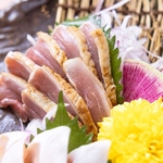 当店自慢の本格鶏刺しをご堪能ください。