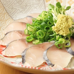 大とろ昆布〆さば刺し 胡麻だれ