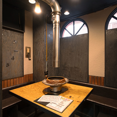 近江焼肉ホルモンすだく 郡山店の雰囲気1