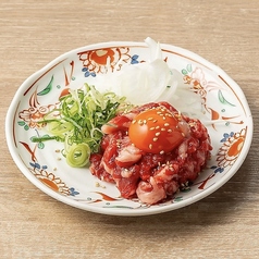 炙り牛ユッケ