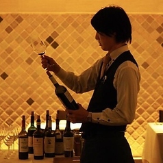 ソムリエが選ぶ、こだわりのフレンチを彩るワイン