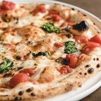 名物ナポリピザ 1400円～