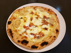 クワトロ(4種のチーズ)