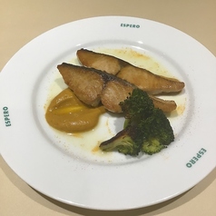 鰆の鉄板焼きと野菜のロースト