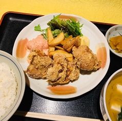 地鶏唐揚げ定食