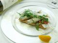 料理メニュー写真 佐賀のホワイトアスパラガスのムニエル　稚鮎のフリット