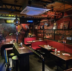 Bar & Restaurant COOL 神戸三宮店の雰囲気2