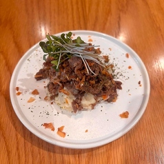 肉だくポテサラ