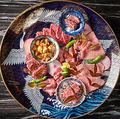 味の濃い自慢の飛騨牛は特定のモノを仕入れるこだわり