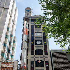 YAKINIKUEN 忍鬨 焼肉園にんぐ 大阪梅田店の外観1