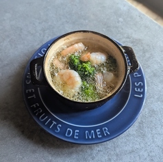 海老とブロッコリーのアヒージョ