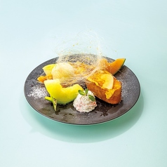 季節のフルーツをのせたフレンチトースト～メロン～