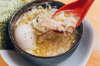 看板名物！鶏の旨味が凝縮された至高の料理