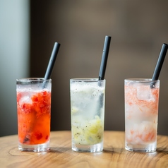 見た目もかわいい♪果実味溢れるフレッシュジュース◎の写真