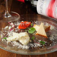 料理に合うワインの種類も豊富◎