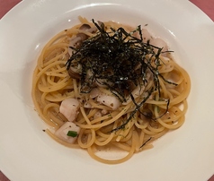 【オススメ】小柱ときのこと白ネギの梅風味のスパゲッティ