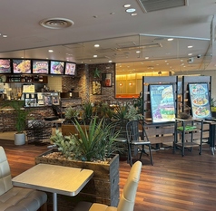 J.S. BURGERS CAFE ルミネ池袋店の雰囲気1