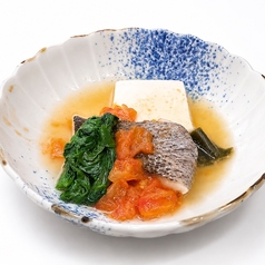 イサキとトマトの酒蒸し