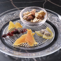 お酒に合う一品もあります◎