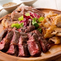 食べ放題で楽しむ贅沢な肉バル体験