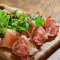 生ハムの盛り合わせ