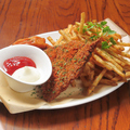 料理メニュー写真&nbsp;特製フィッシュ＆チップス
