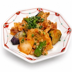 夏野菜と豚バラのキムチ炒め