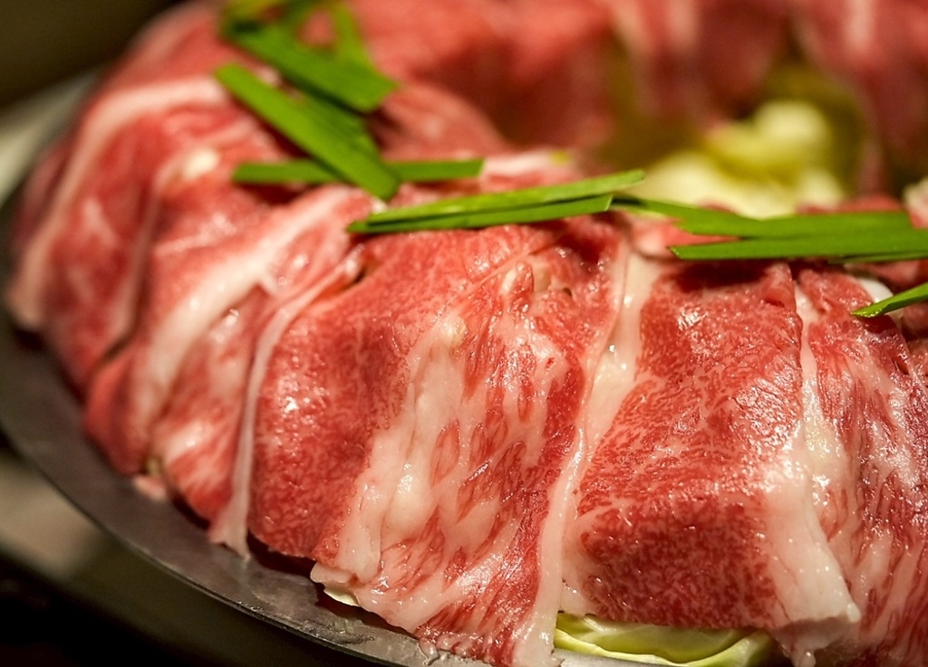 当店の人気メニュー+飲み放題付きのお得なコースを多数ご用意しております。