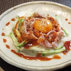 鶏ユッケ