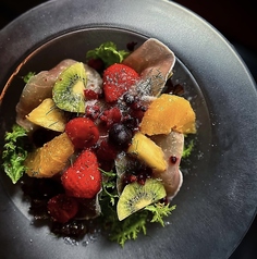 生ハムフルーツサラダ