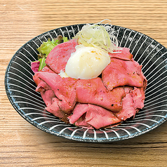 牛たんローストビーフ丼