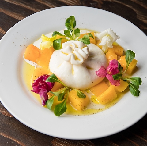 TXiCg}VF SAROS. Night MARCHE