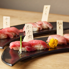 40種以上のマグロ料理!部位で変わる食感と風味をご堪能