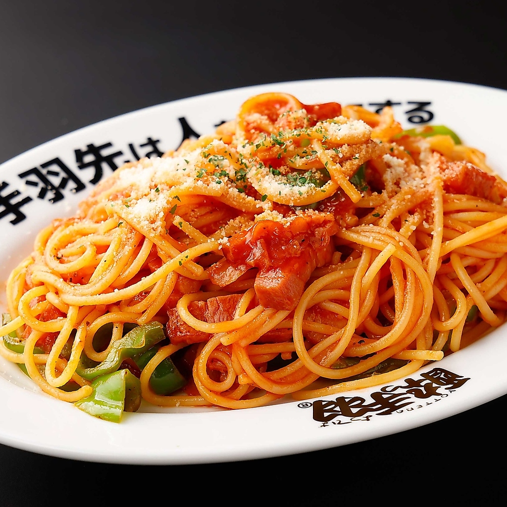 「ちゃんぽんナポリタン」はつまみとしてもピッタリだと常連にファン多し！