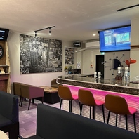 全3台のモニターでカラオケも