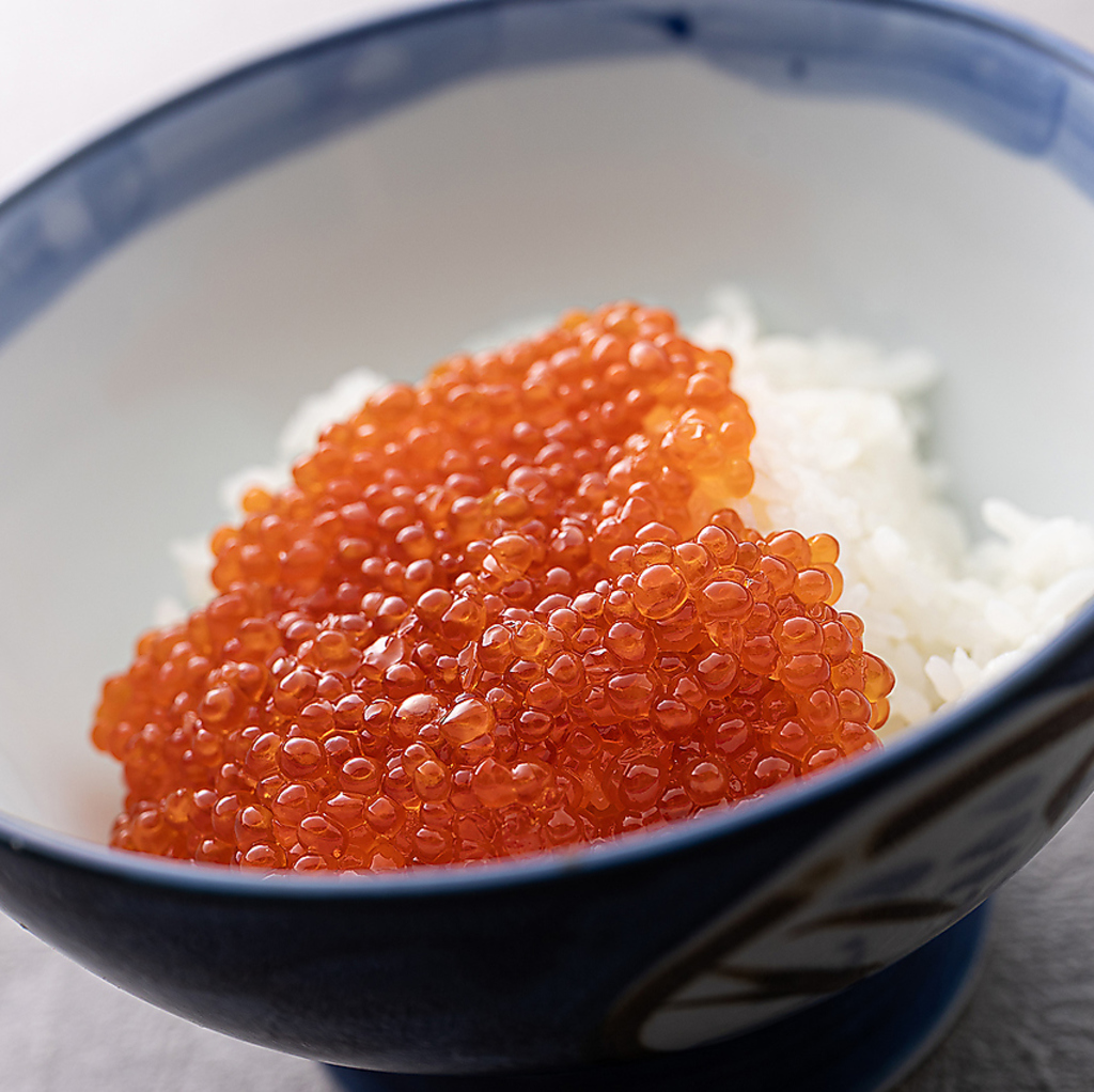 〆にまでこだわる…北海道直送！いくらのぶっかけ丼をはじめとした、ごはん・〆もんがどれも魅力的♪